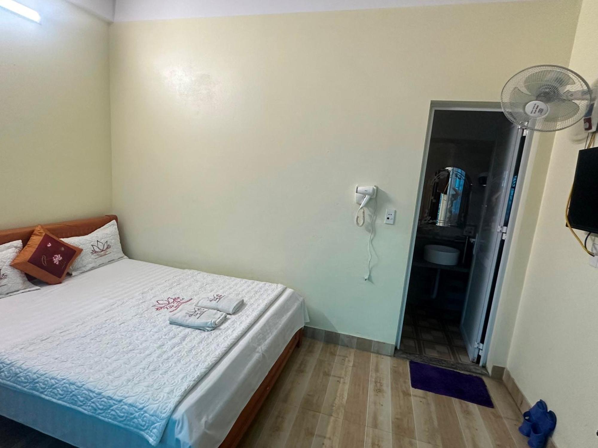 Kien Thao Hotel Yen Minh Екстериор снимка